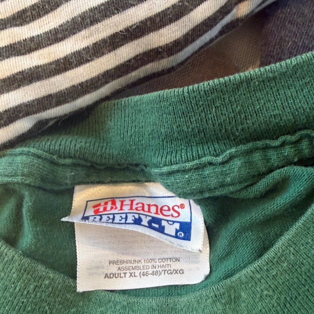 Lot of men’s Tees John Varvatos Striped Crewneck Tee in grey /White/ UH/ Yankees - Picture 5 of 6